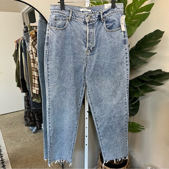 🤍 PacSun Medium Wash High-Rise Straight Jeans w/ Raw Hem Sz 30 | NWT - Picture 1 of 9